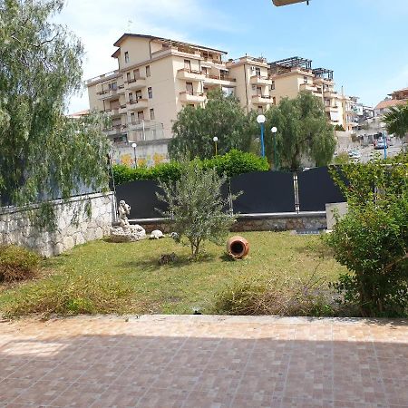B&B Villa Chiara Bed And Breakfast Taormina Buitenkant foto