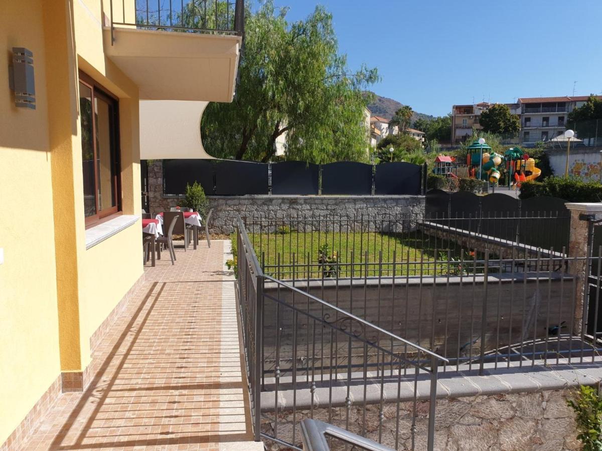 B&B Villa Chiara Bed And Breakfast Taormina Buitenkant foto